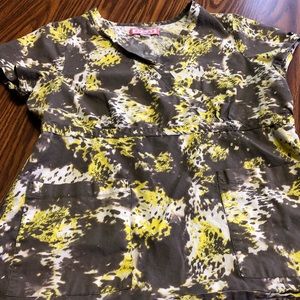 🌸🌺🦋Scrub Top🌸🦋🌺